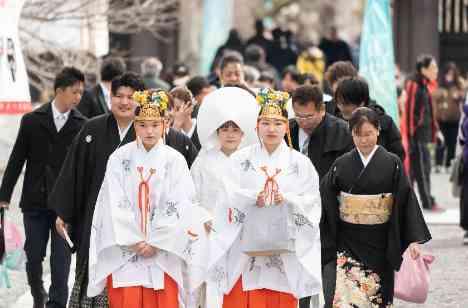 伝統と笑顔が紡ぐ、三嶋大社の誓いと祝宴の挙式画像