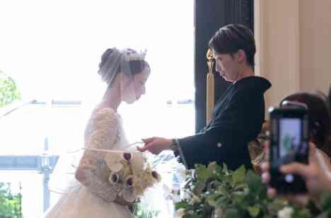 おふたりの憧れを叶える夢いっぱいの結婚式の挙式画像