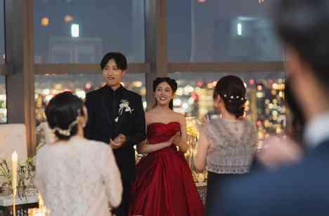 夜景 ×　韓国風Wedding°˖✧の披露宴画像