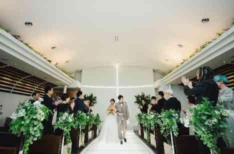 【二部制WEDDING】家族も友人も大満足の1日の挙式画像