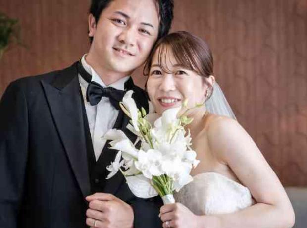 想いを束ねる祝福に満ちたウエディングの挙式実例画像