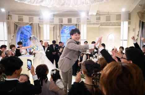 ～夢叶う～大好きな仲間と家族と過ごす憧れの結婚式の挙式画像