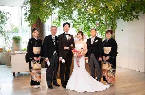 みんなで囲む、おふたりらしい“おいしい時間”の準備・打ち合わせ画像