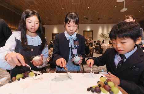 カジュアルで自由
子ども達も楽しめるウエディングの演出画像