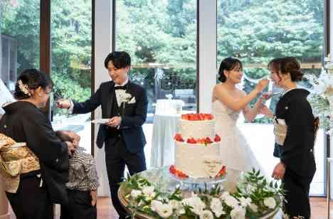 weekday family weddingの挙式画像