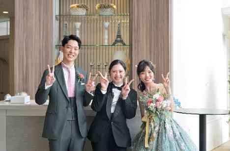 憧れの大聖堂!ガーデン付き貸切邸宅で温かな結婚式の準備・打ち合わせ画像