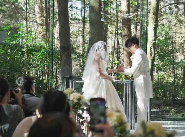 大切なゲストと想いを重ねた特別な結婚式の挙式実例画像