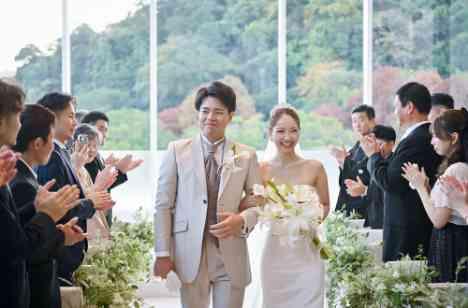 美しくこだわり抜いた私たちの結婚式！の挙式画像