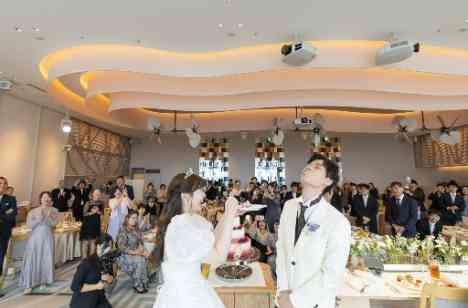 ゲストの記憶に刻まれた、ふたりの結婚パーティーの披露宴画像