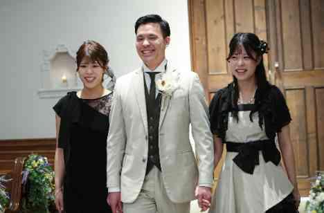 一人ひとりへ想いを届ける、ファミリー結婚式の挙式画像