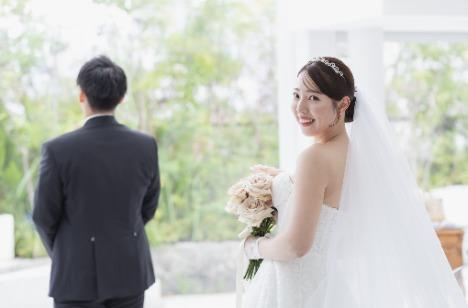 大切な家族と迎えるペットWeddingの挙式画像