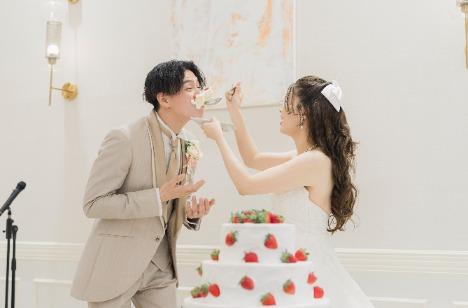 想い重なり合う たいせつで 宝物のような時間の披露宴画像