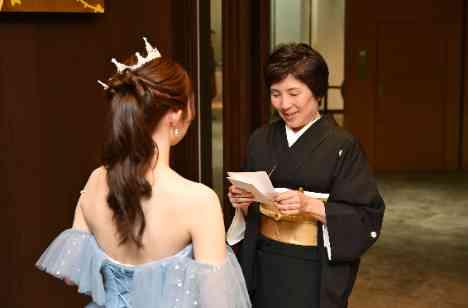 対面式チャペルで家族と紡ぐかけがえのない一日の演出画像