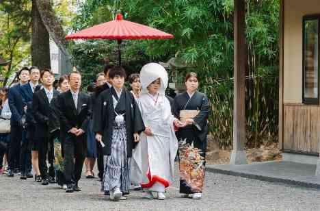 未来は無限信頼と愛を永遠にテーマ：『∞-永遠-』の挙式画像