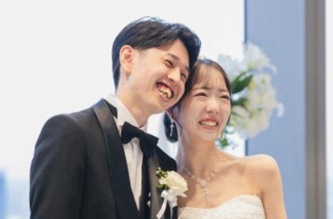大切なゲストの皆様へ感謝を伝える結婚式の挙式画像