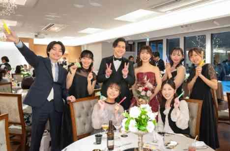 紅葉ガーデンが織りなす良い夫婦の日Weddingの披露宴画像
