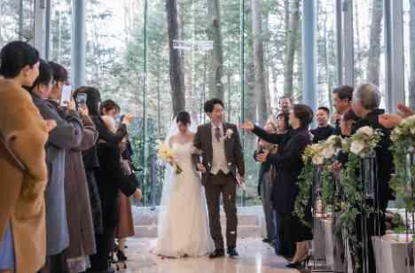 笑顔と温もりに包まれた特別な結婚式の一日の挙式画像
