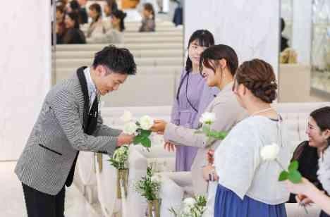 みんなの笑顔に囲まれた心温まる結婚式レポートの準備・打ち合わせ画像