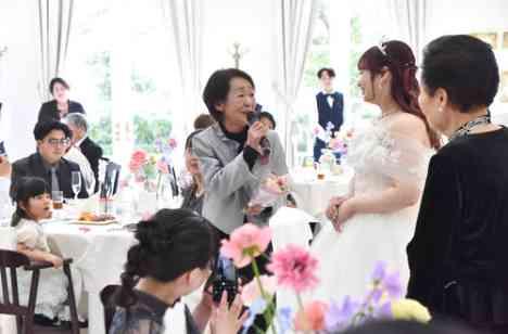 来てくれるゲストに笑顔を!家族へ感謝をの披露宴画像