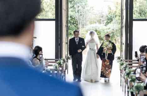 WEDDING LIVE~日びが愛のかたまり~の挙式画像