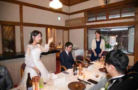 お二人の大切なゲストの皆様と過ごすひとときの披露宴画像