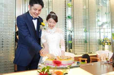 笑顔がつなぐ家族のかたち|家族3人で叶えた結婚式 の披露宴画像