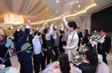 地元の仲間たちとhappy wedding!の披露宴画像