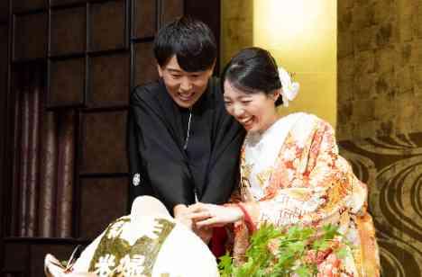 おふたりらしさが光る笑顔あふれる結婚式の披露宴画像