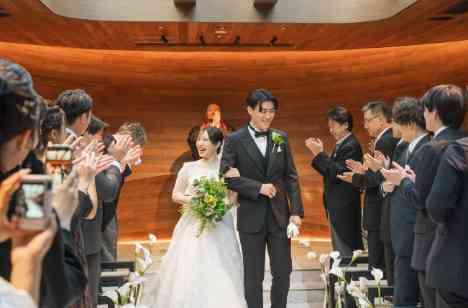 natural garden weddingの挙式画像