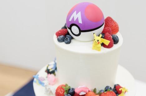 大好きなポケモンに囲まれたお二人らしいウェディングの披露宴画像