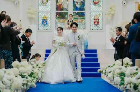 『結(むすび)』をテーマにした、笑顔と感動の結婚式の挙式画像