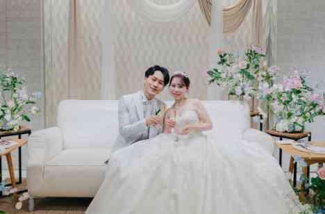 『結(むすび)』をテーマにした、笑顔と感動の結婚式の披露宴画像