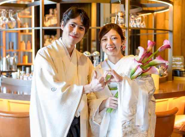 厳かな神社婚ととことん楽しむカジュアルウェディングの挙式実例画像