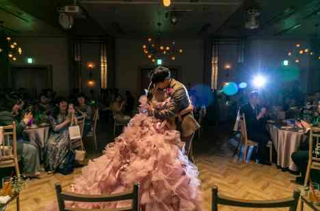 ＼ゲスト参加型／感動とユーモアの結婚式の披露宴画像