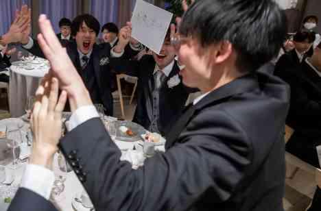 【賑やかな笑い声に包まれて】ゲスト様を想う結婚式の披露宴画像