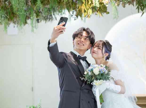 笑顔も歓声も止まらない、最高に賑やかな1日の挙式実例画像