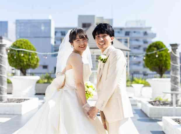 和装姿が美しく映えるホテル館内にある神殿の挙式実例画像