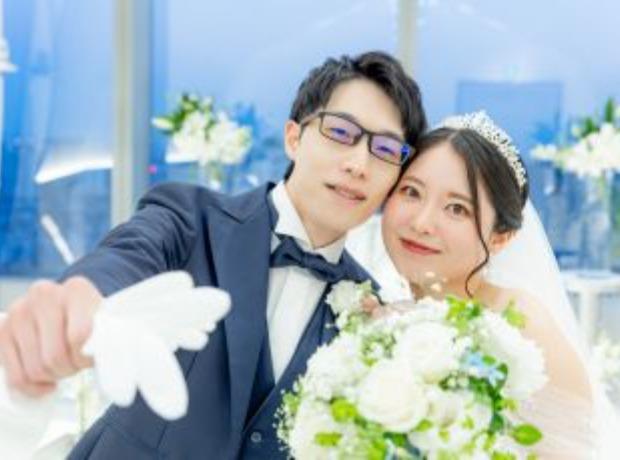 【東京の夜景】がコンセプトの大人可愛い結婚式の挙式実例画像
