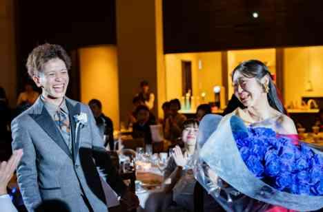 ふたりらしさ満載の笑顔あふれる結婚式の演出画像
