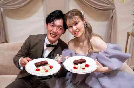 お互いを想い感謝を伝えるウェディングの披露宴画像