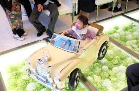 夢を叶えるポップなカラフルWedding♡の挙式画像