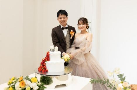 ゲストとの温かみ溢れる王道ウェディングの披露宴画像