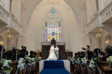 おふたりの【温泉愛】彩る＊癒しと感謝の結婚式の挙式画像