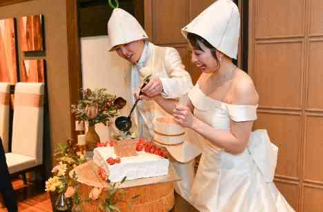 自分たちらしい「感謝とおもてなし」のウェディングの披露宴画像