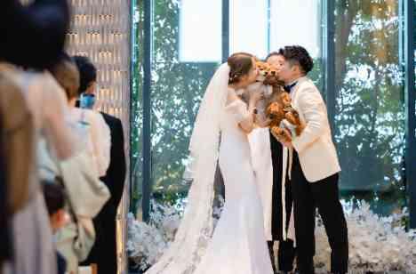 こだわり溢れる自分達らしいペットWEDDINGの挙式画像