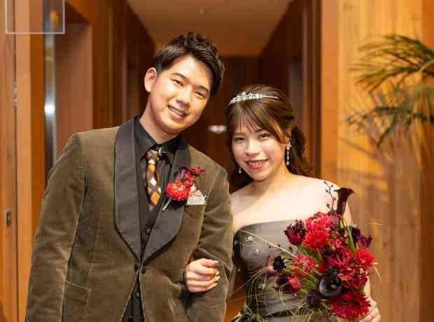 笑顔と感謝が重なり合う、心温まるウェディングの挙式実例画像