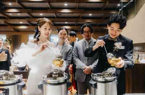 出会って23年！変わらない二人の笑顔溢れる結婚式！の披露宴画像