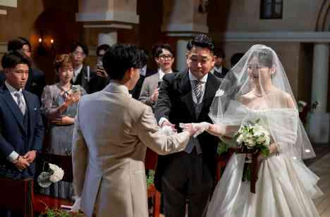 大切なゲストの皆様と迎える笑顔溢れる1日の挙式画像