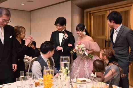 大切なゲストと心を通わせる、温かな一日の挙式画像