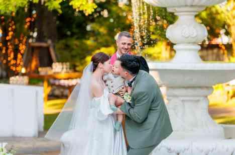 ガーデンナイトWEDDINGで幻想的な世界への挙式画像
